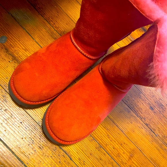 Ugg boots - Picture 2 of 4